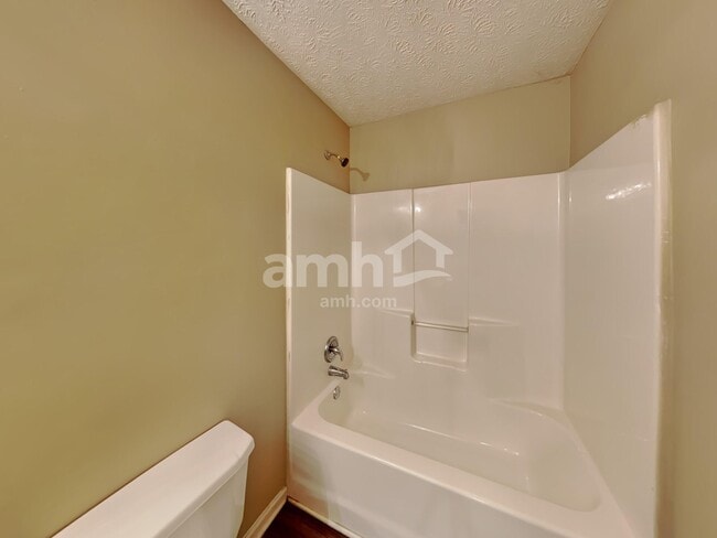 Building Photo - 315 Westminster Dr