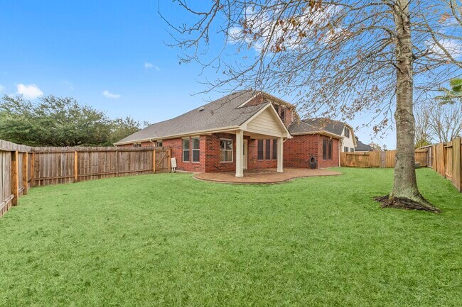 Building Photo - 31323 Trinity Park Ln