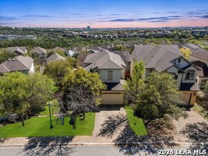 Building Photo - 1346 Nicholas Manor