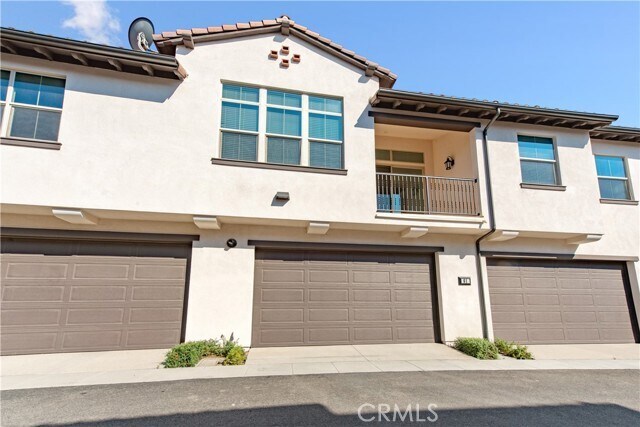 Building Photo - 61 Quill