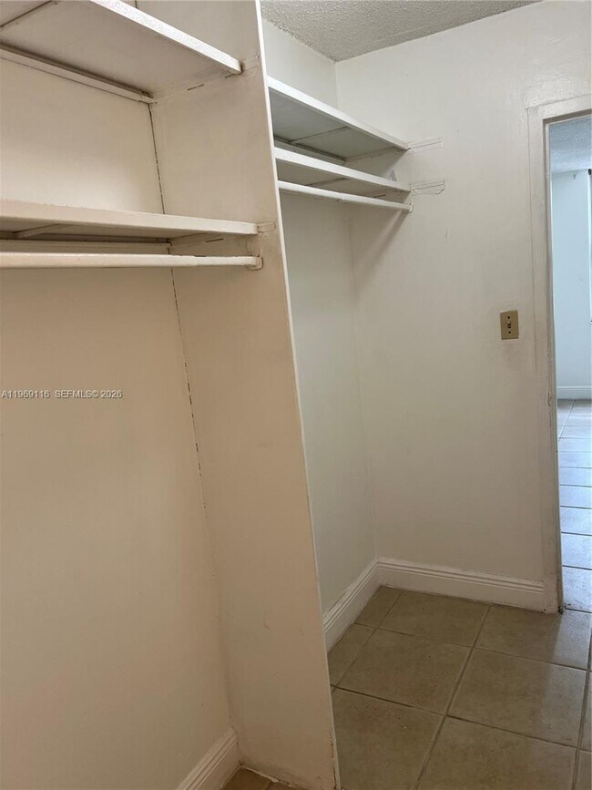 Building Photo - 1800 Sans Souci Blvd