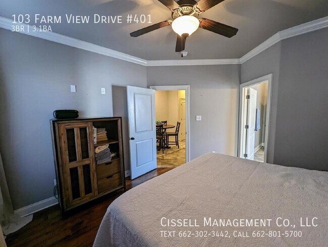 Building Photo - 103 Farm View Drive #401