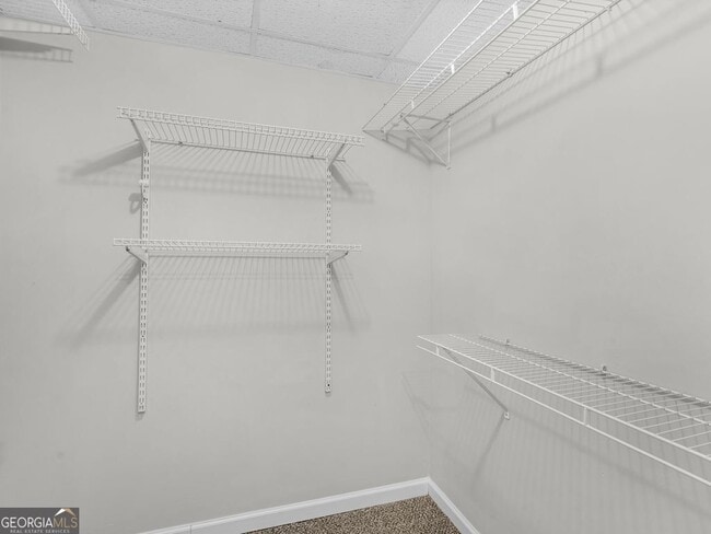 Building Photo - 63 Sentry Oak Ct