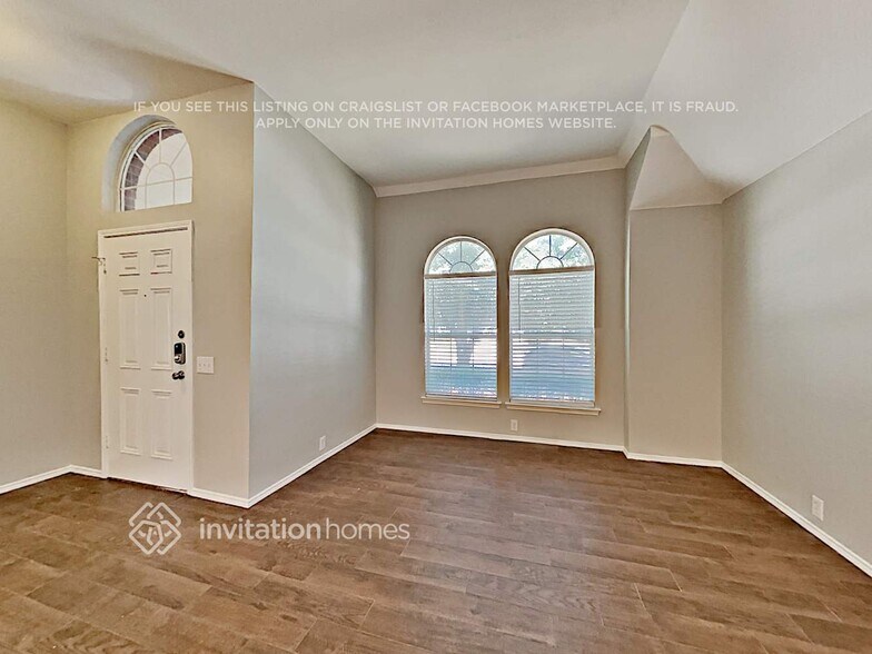 Building Photo - 520 Glenwood Dr