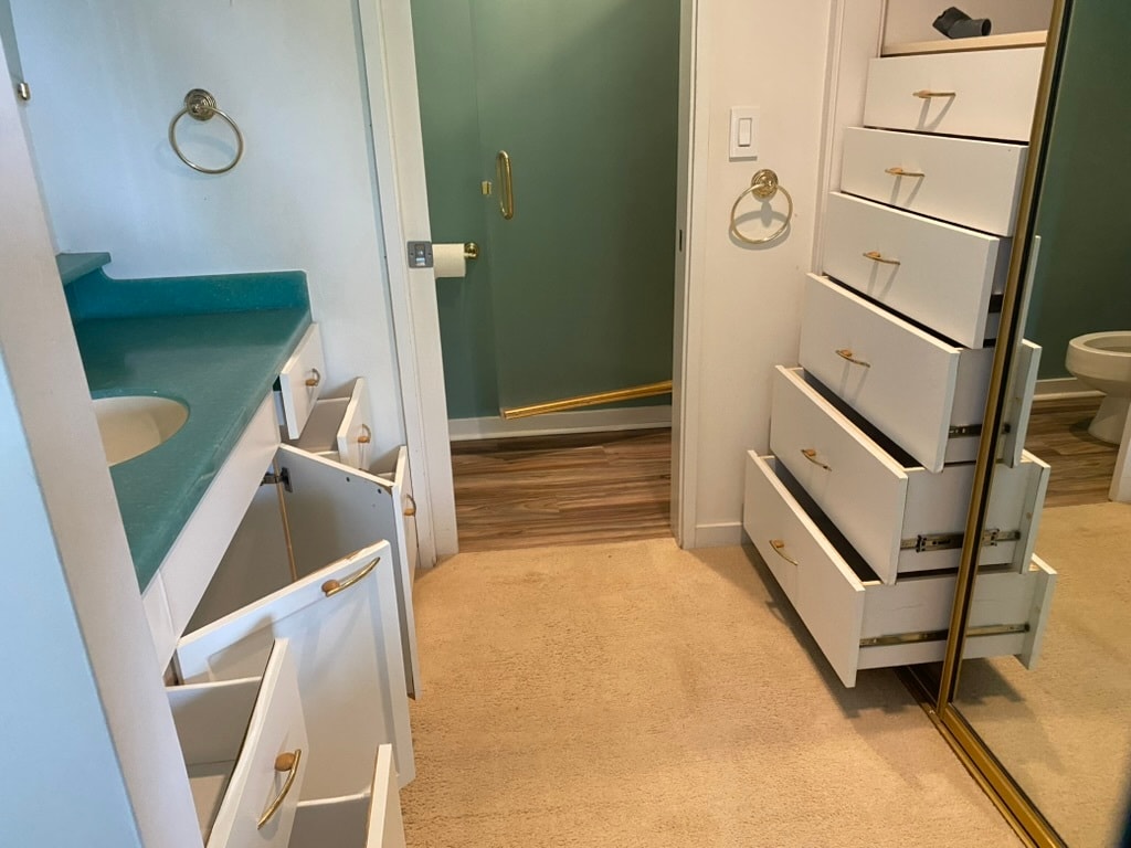 master bath and closet - 2158 Halekoa Dr