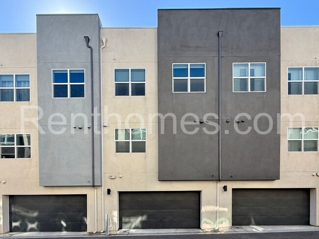 Building Photo - 10441 Harlow Cir