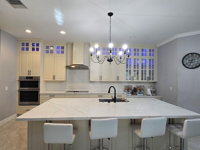 Building Photo - 4102 Artesa Dr