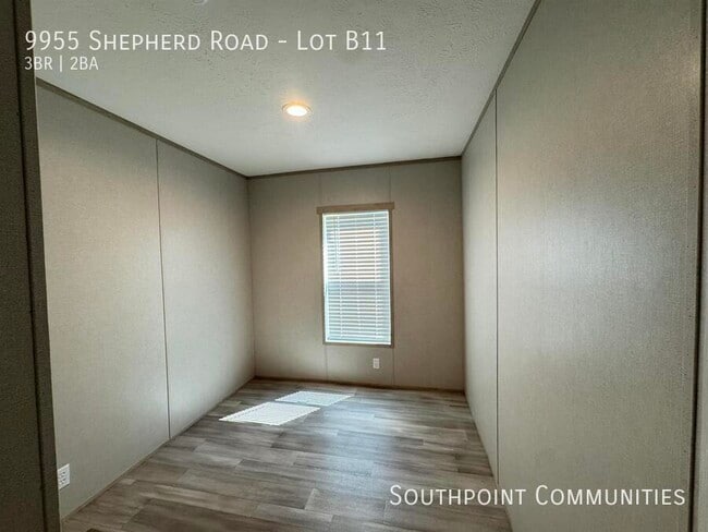 Building Photo - 9955 Shepherd Rd