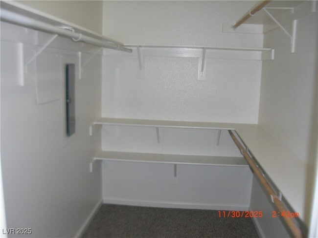 Building Photo - 698 Oakmont Ave