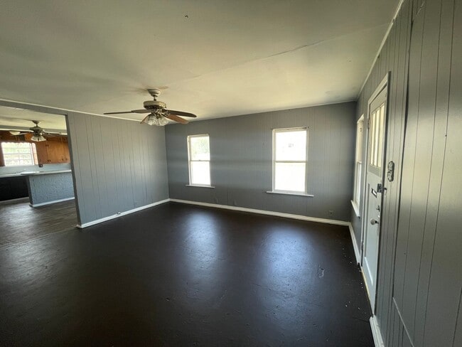 Building Photo - Corner Lot Home – Central City - Corpus Christi, TX