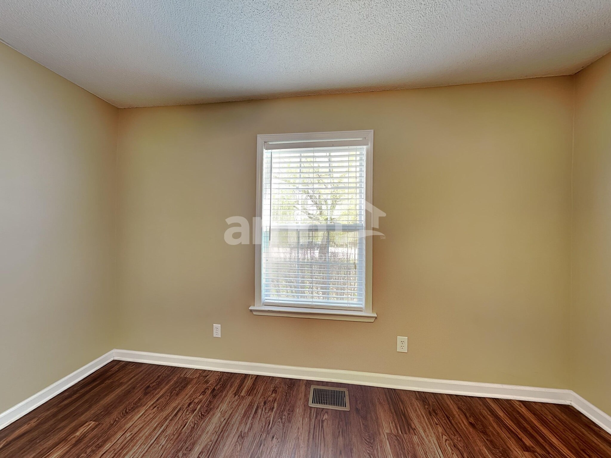 Building Photo - 3498 Torrington Ln