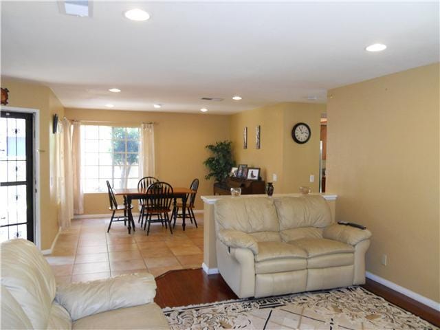 Building Photo - 11060 Avenida De Los Lobos