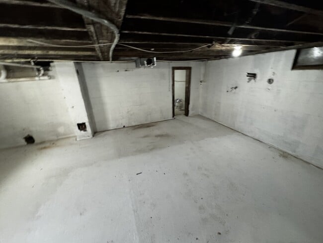 Building Photo - 126 Connector Rd