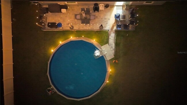 Building Photo - 35 Laurel Course