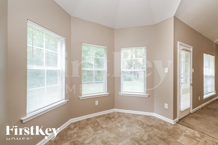 Building Photo - 3931 Neyland Valley Dr
