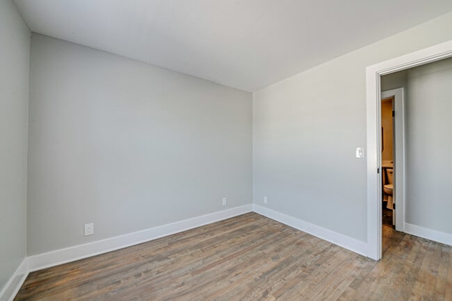 Building Photo - 201 S Main St