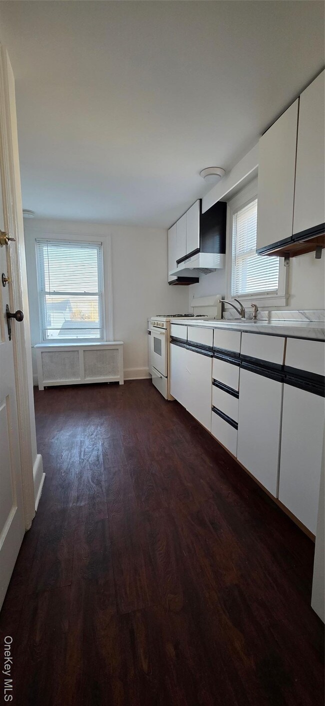 Building Photo - 20 Hamilton Ave