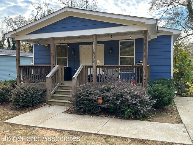 Primary Photo - 5 br, 6 bath House - 130 Pearl St.