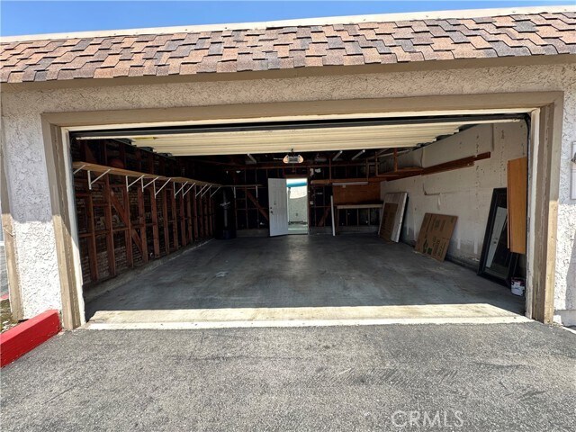 Building Photo - 1256 N Citrus Ave