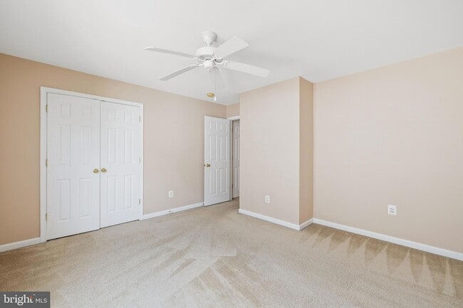 Building Photo - 9036 Woodpecker Ct