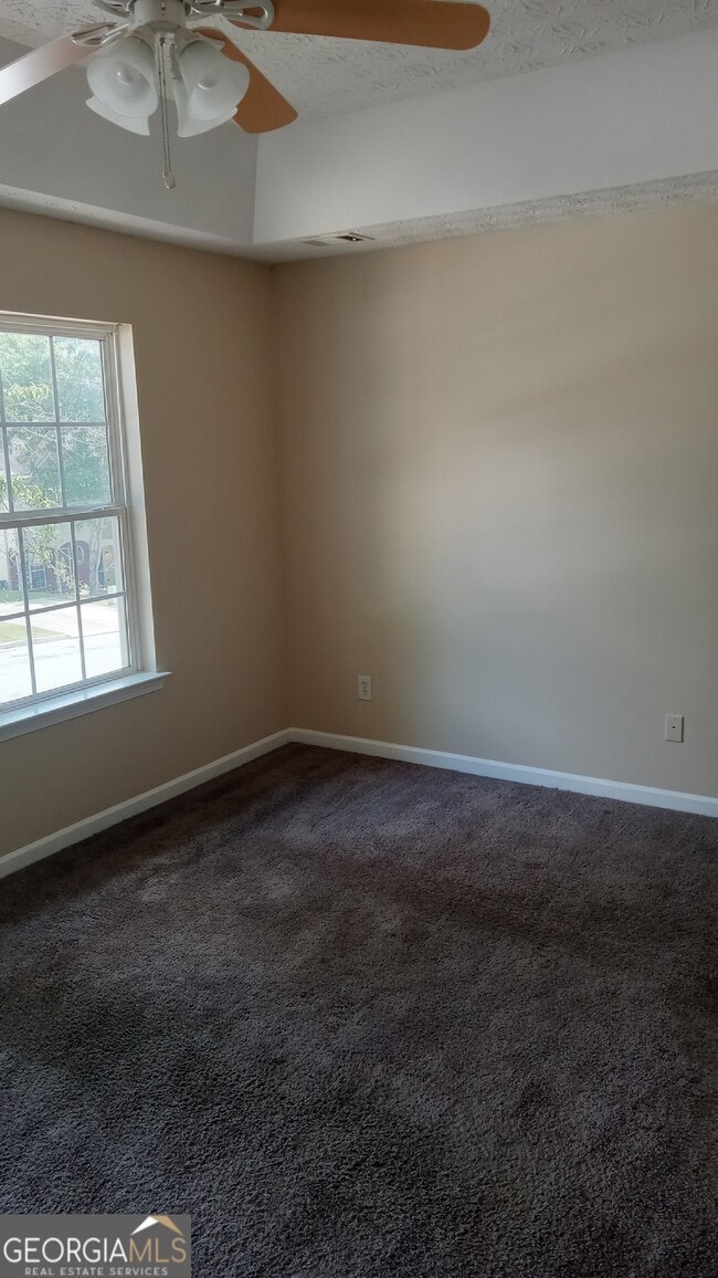 Building Photo - 6075 Camden Forrest Dr