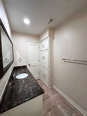 Building Photo - 4017 Dome Dr