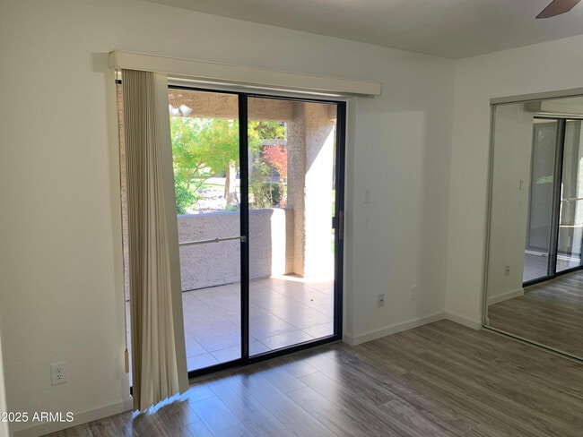 Building Photo - 9445 N 94th Pl