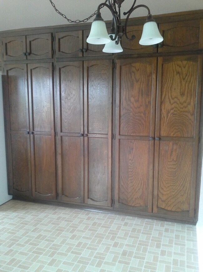 Building Photo - Classic 4Br/2Ba Single Level Home in Rancho Bernardo