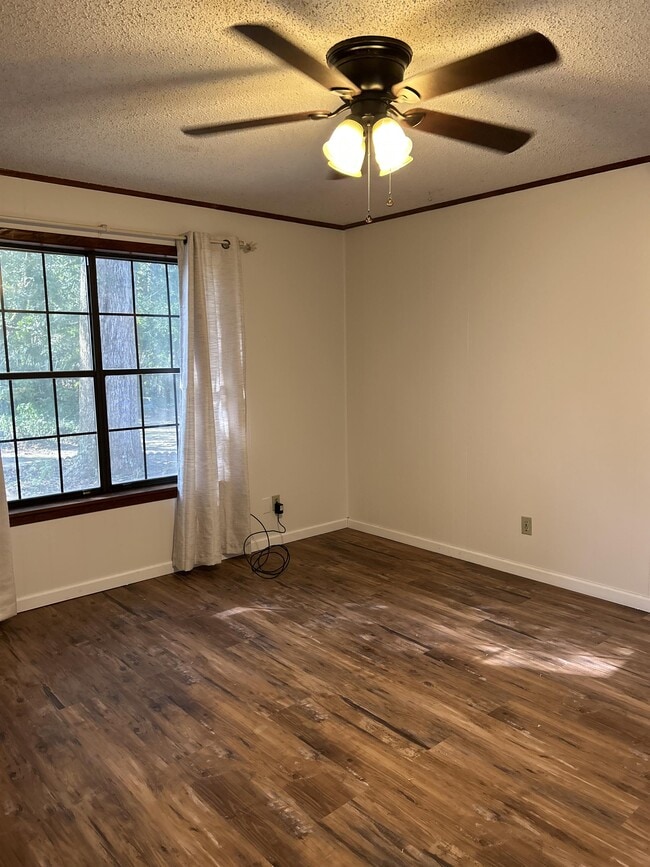 Building Photo - 141 Turtledove Dr