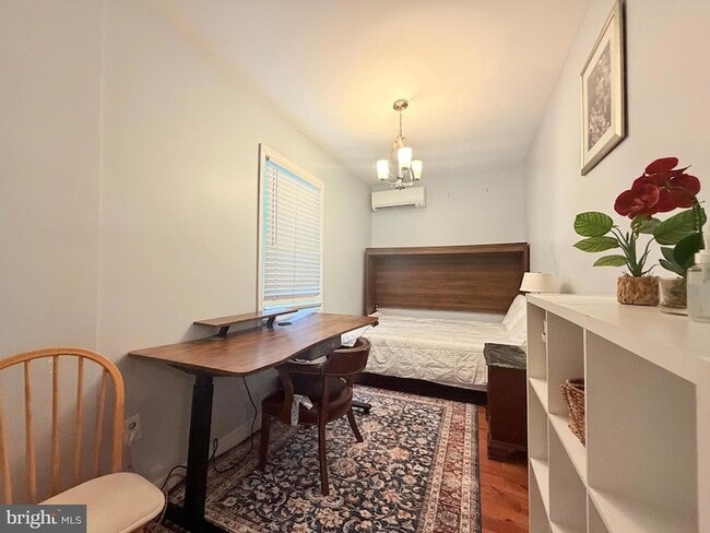 Building Photo - 3119 South Dakota Ave NE