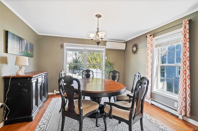 Building Photo - 102 Clinton St