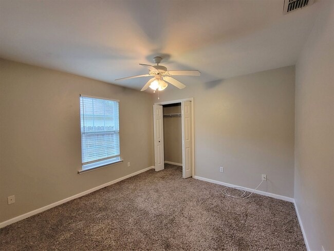 Building Photo - 3 bedroom house for rent early December 2025 in NE Tallahassee, garage, fenced yard renting $2025...