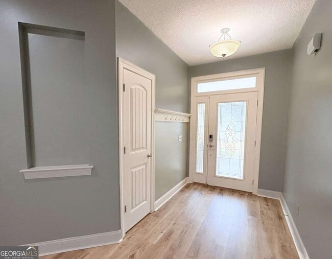 Building Photo - 130 Boatsman Way