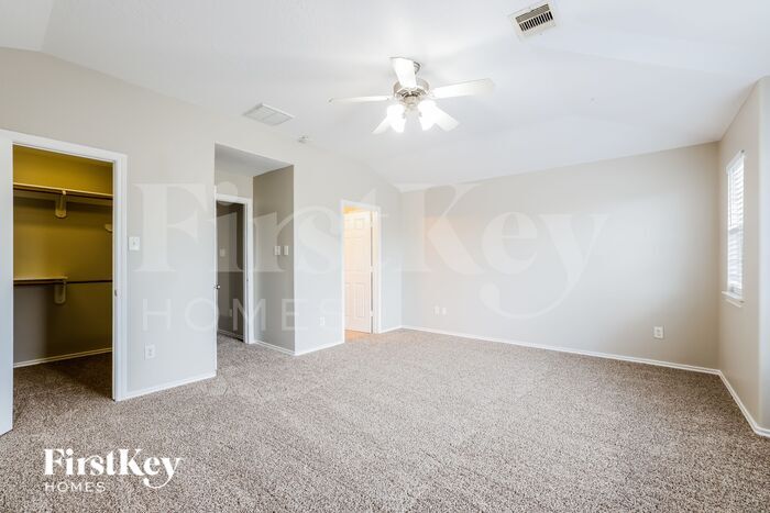 Building Photo - 8702 Bentongrove Ln