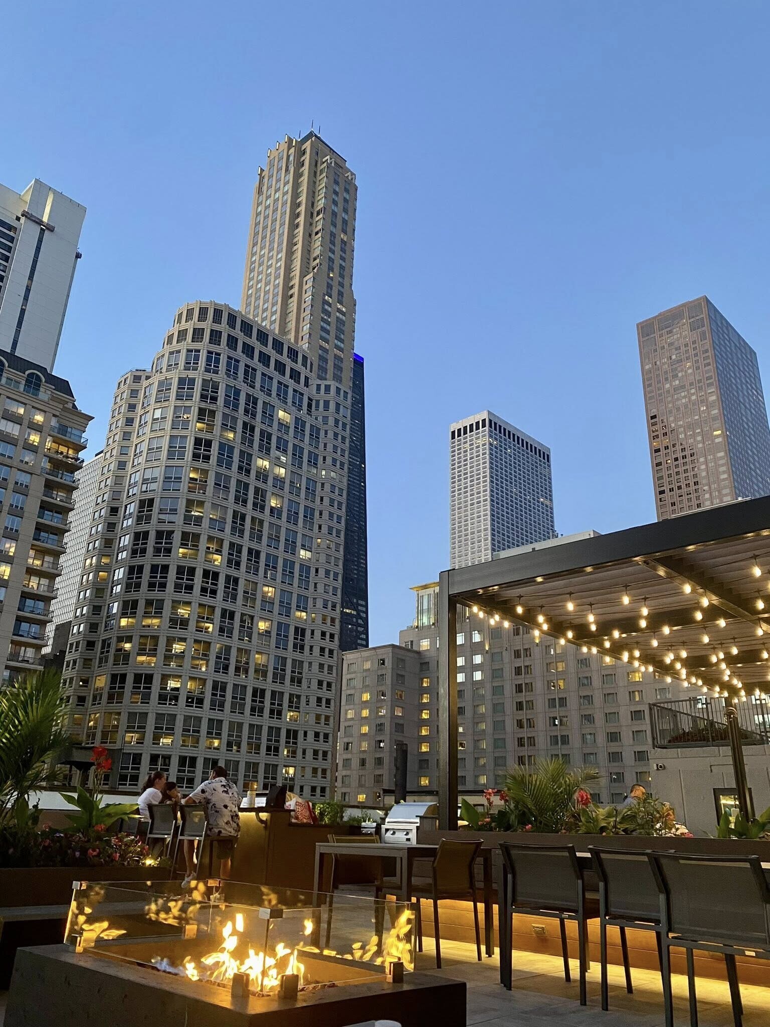 Building Photo - 30 E Huron St