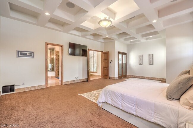 Building Photo - 2780 El Camino Rd