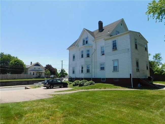 Building Photo - 29 Haven Ave
