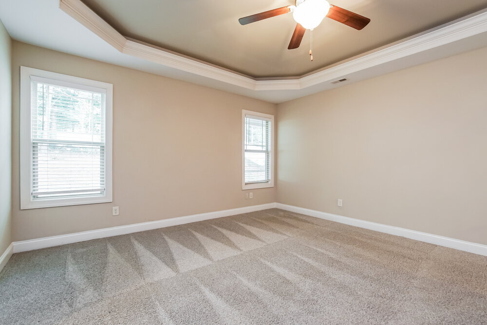 Building Photo - 647 Airedale Trail