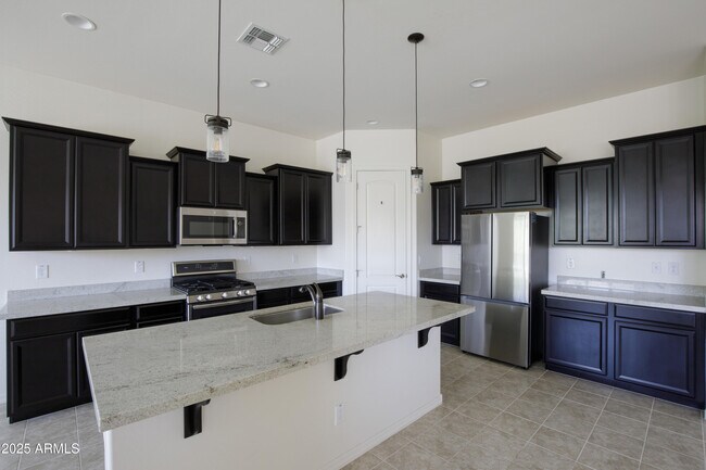 Building Photo - 20467 W Legend Trail