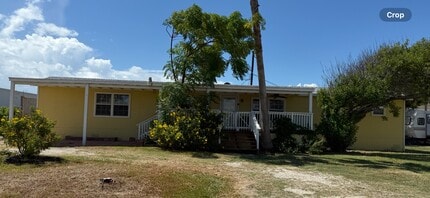 Building Photo - 405 W Ave A