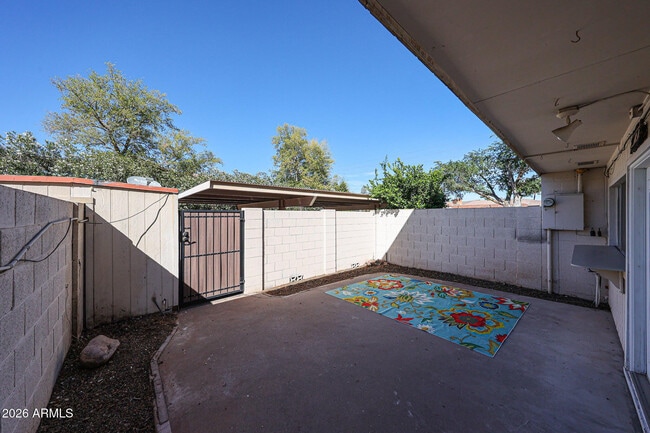 Building Photo - 4028 N Granite Reef Rd