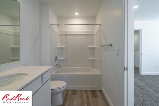 Building Photo - 3 Bedroom Smart Home in Long Valley with Resort-Style Amenities