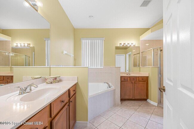 Building Photo - 4720 Portage Trail