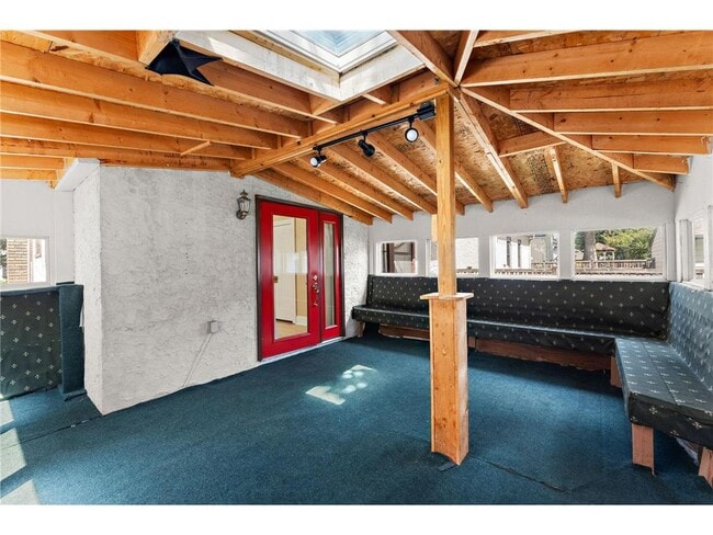 Building Photo - 5317 Abbott Ave S