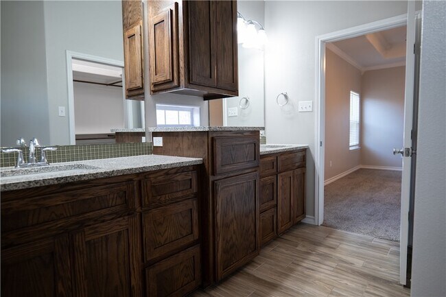 Building Photo - 7509 Miriam Vale Ct