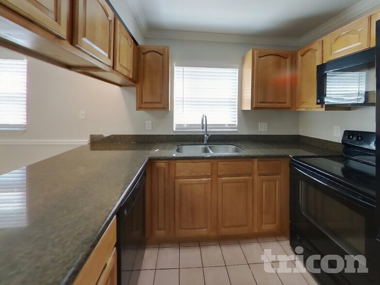 Building Photo - 202 Faithway Dr