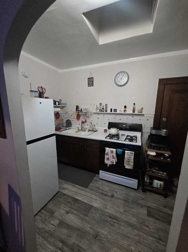 Building Photo - 1014 E Prairie Ave