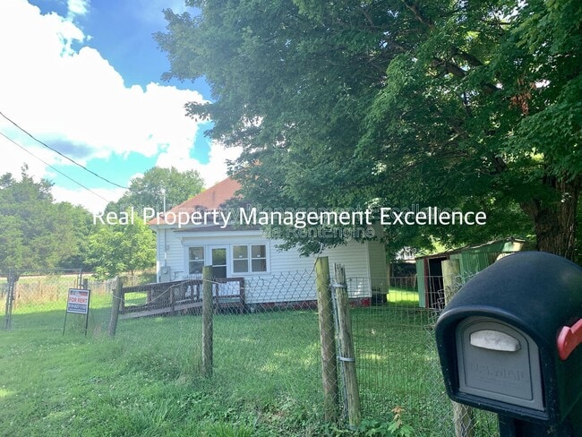 Building Photo - 278 Hill St