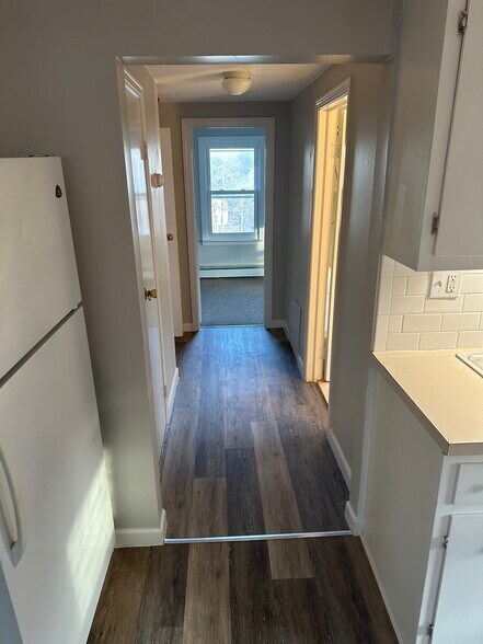 Building Photo - 30 Spring St