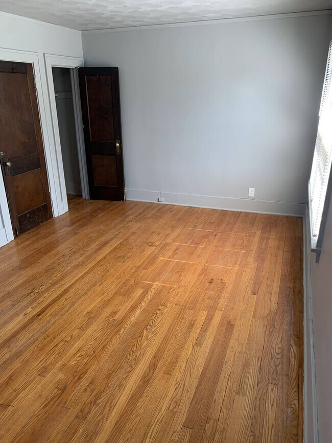 Building Photo - 3146 Mason St